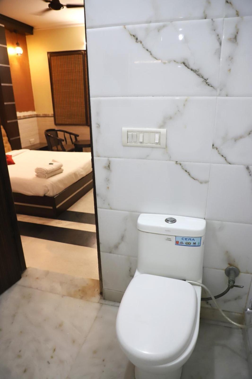 Hotel Traditional Inn Nueva Delhi Exterior foto